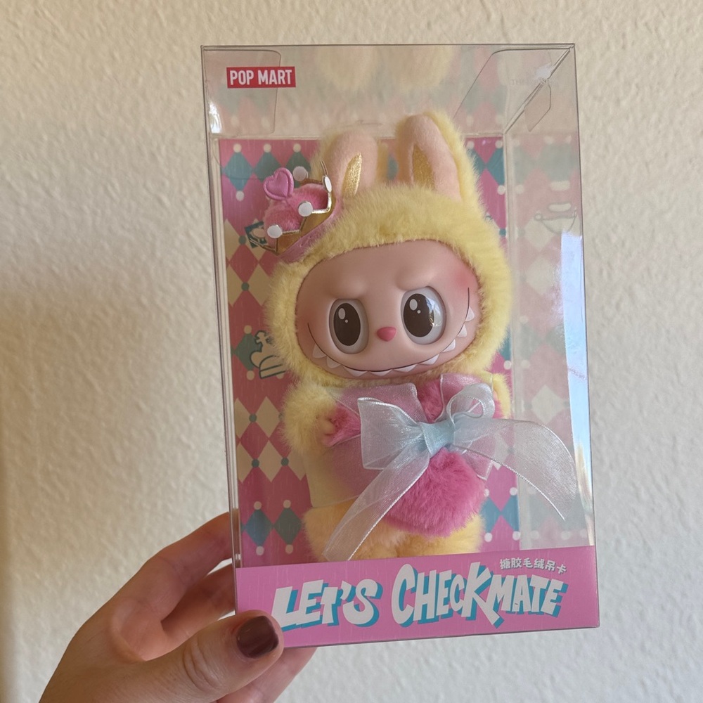 Pop Mart Labubu